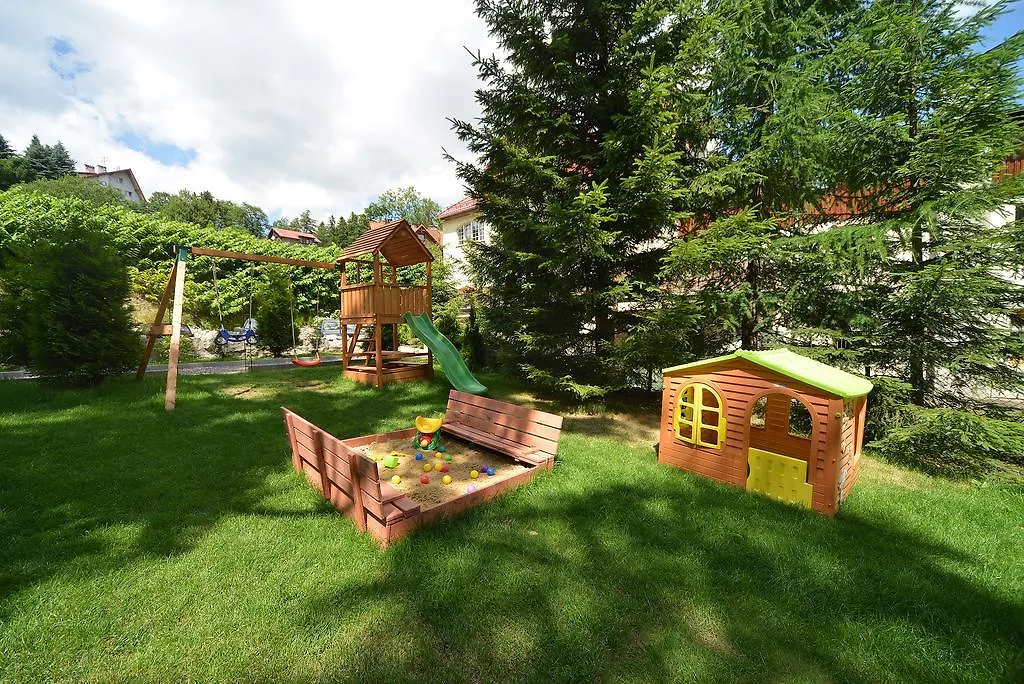 Bed & Breakfast Bed and Breakfast Lesny Dwor Karpacz Piekarnia Mio Padre Restauracja Mamma Mia
